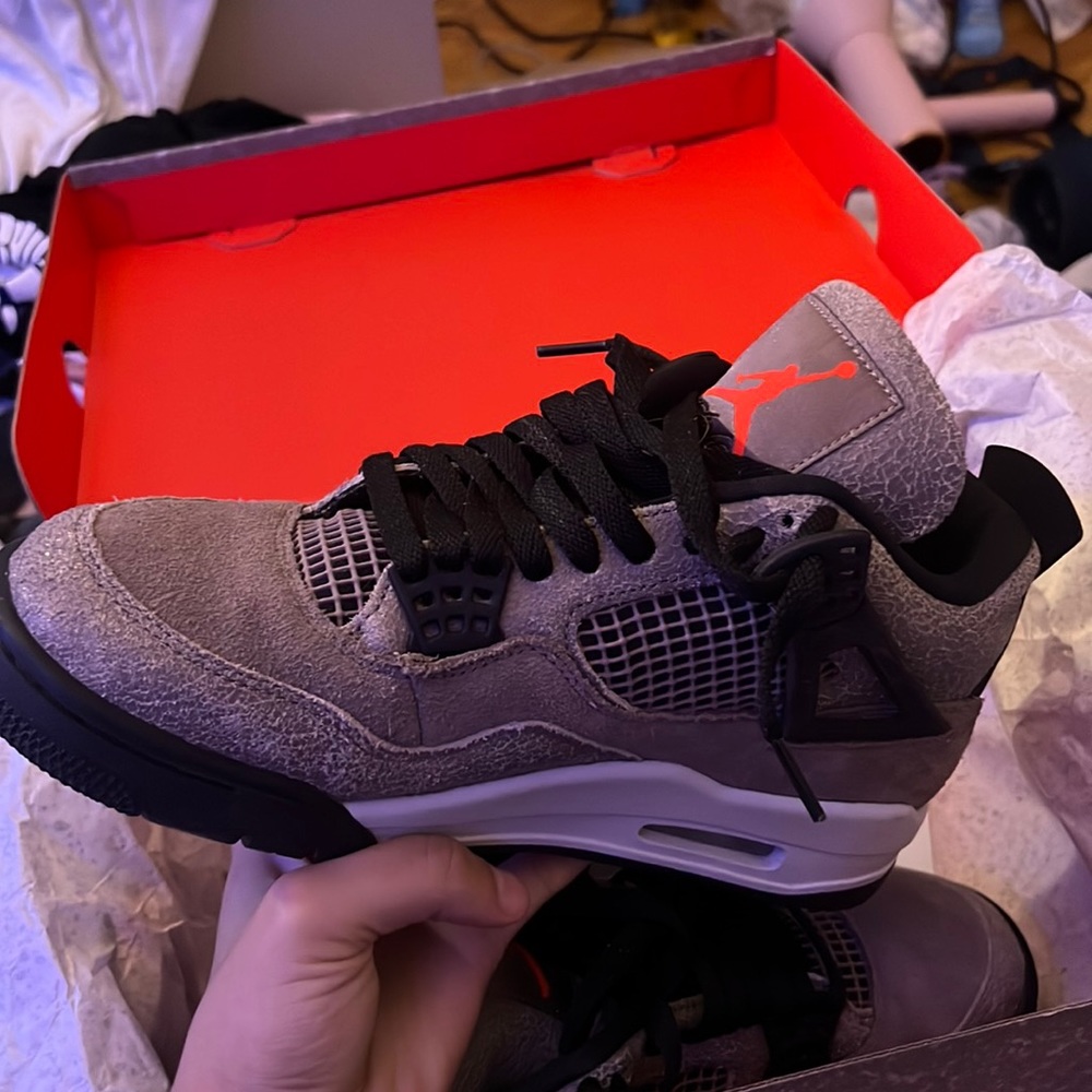 BRAND NEW TAUPE HAZE